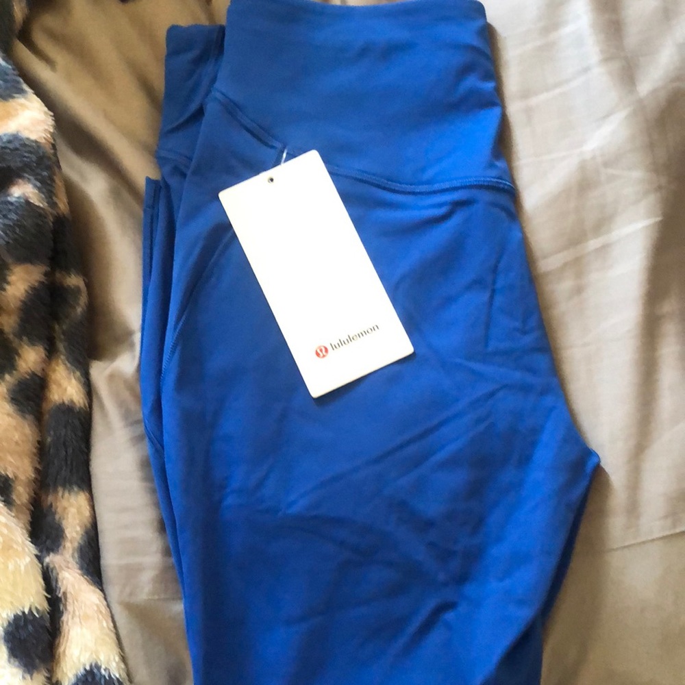 - Lululemon tights